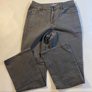 Chico’s Platinum Size 0.5‎ Short (S/6P) Grey Studded Pocket Straight Leg Jeans